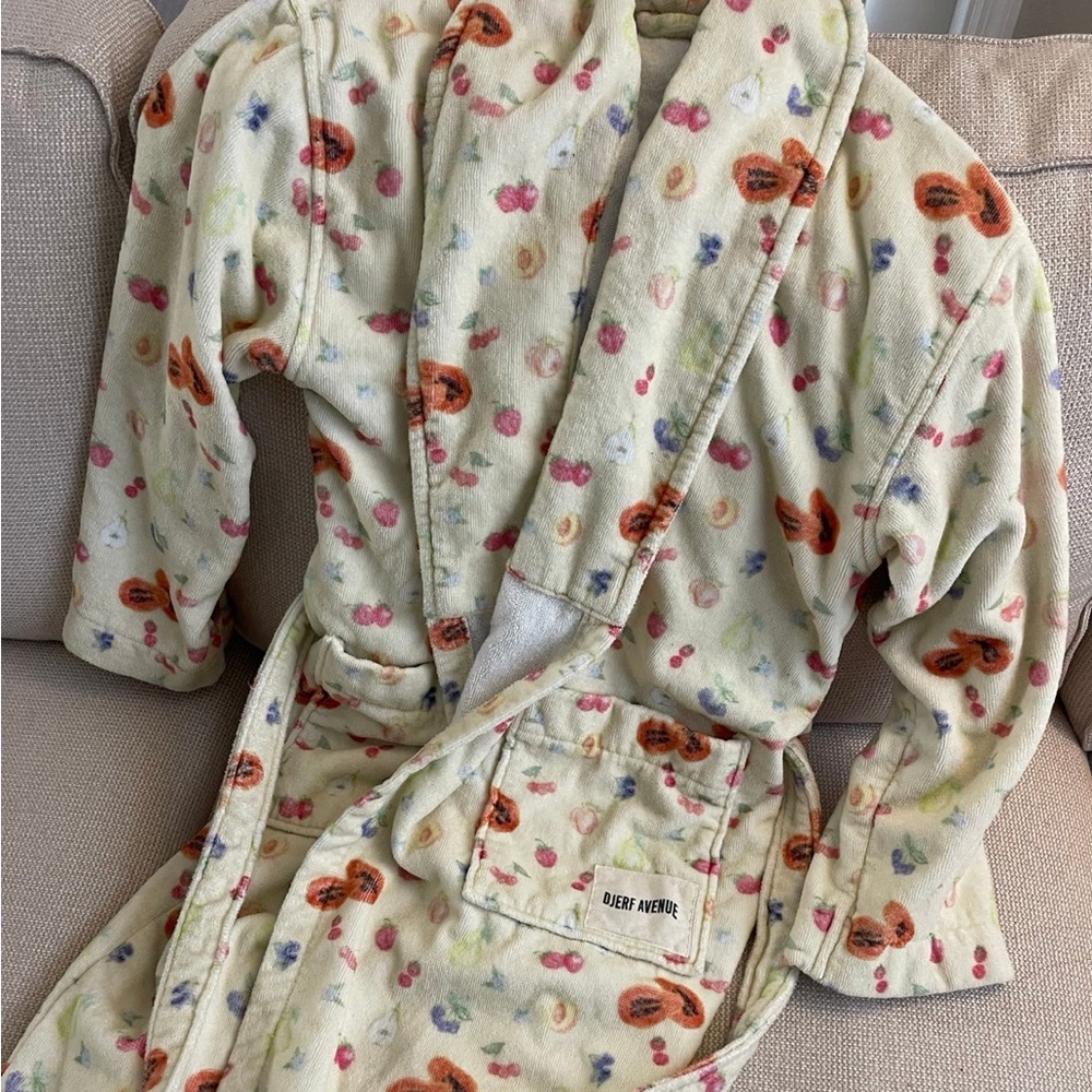Sold Djerf Avenue Fruit Robe xs-s